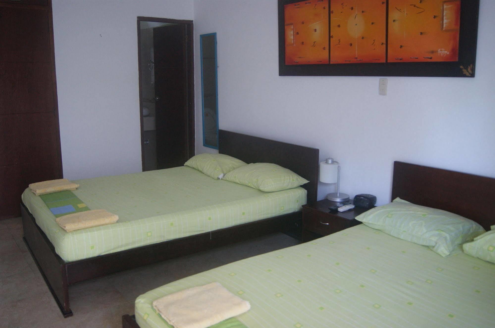 Hotel Portoalegre Coveñas Екстериор снимка